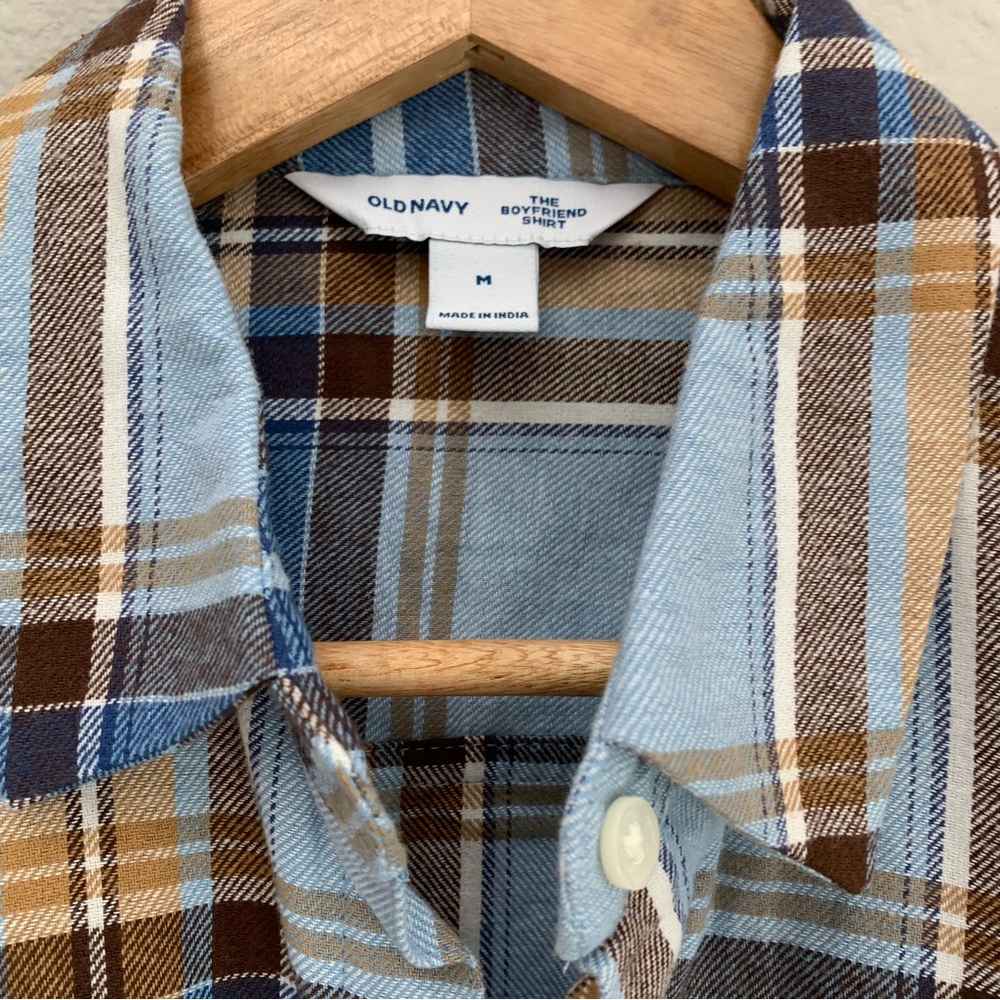 NWT Old Navy Flannel Button Down Shirt size Medium